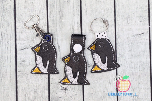 Adelie Penguin Keyfob: Holiday Stitch Review